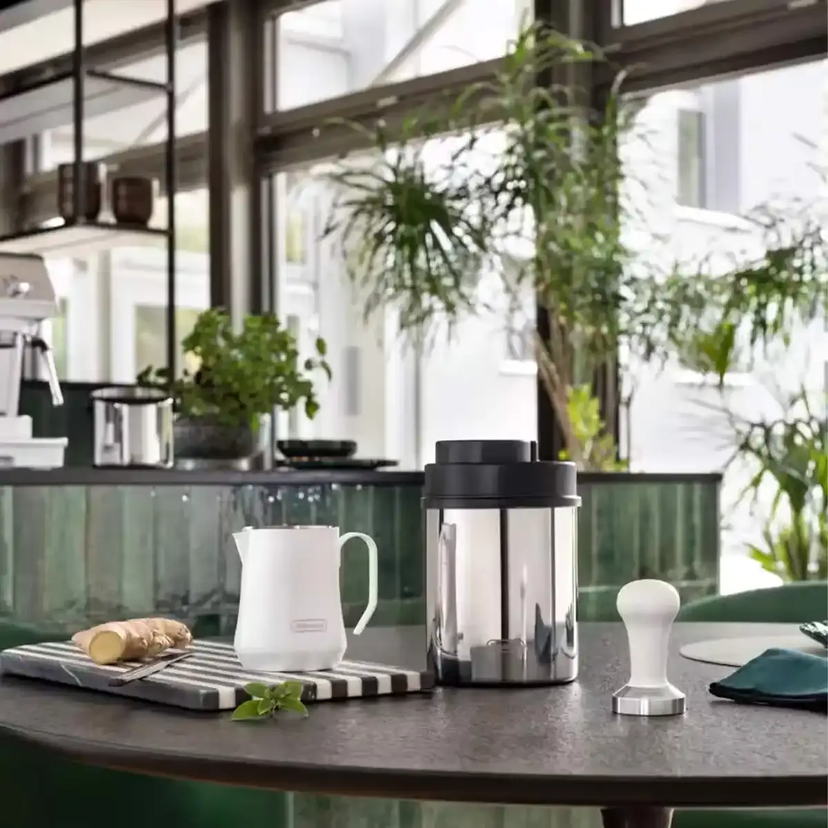 Vákuová dóza na kávu- DeLonghi